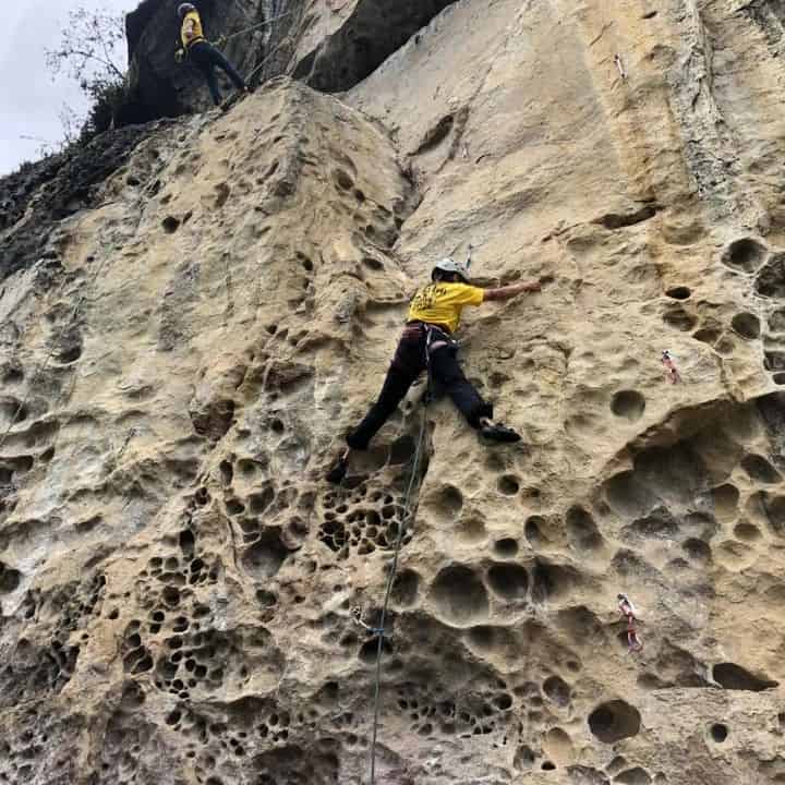 Escalador en ruta técnica